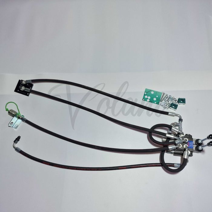 Rozdzielacz 2 Sekcyjny Ursus C-330 Zewnętrzny Hydrauliczny Do Wywrotu