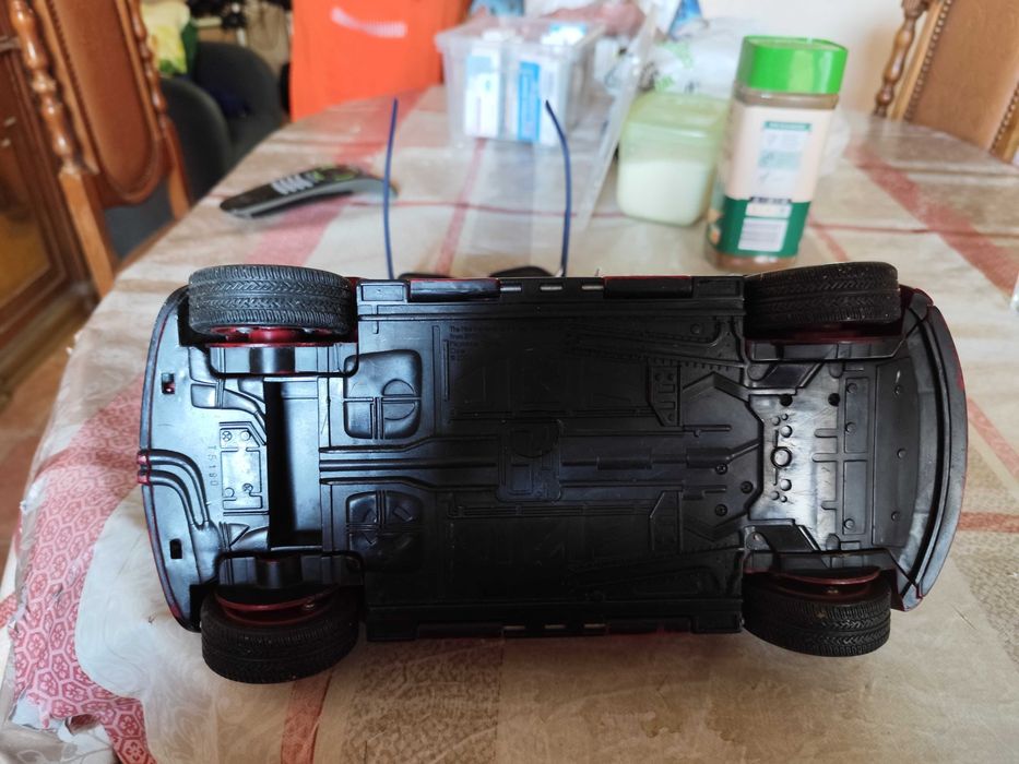 Mini Cooper S miniatura de grandes dimensões