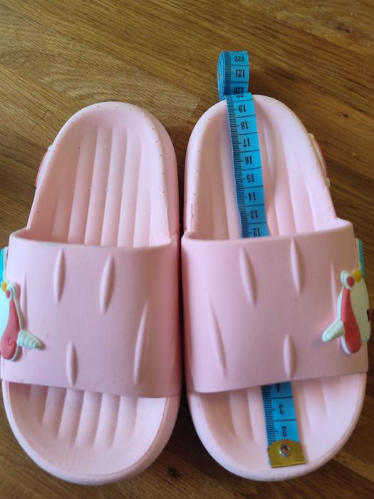 Klapki piankowe jednorożce 32