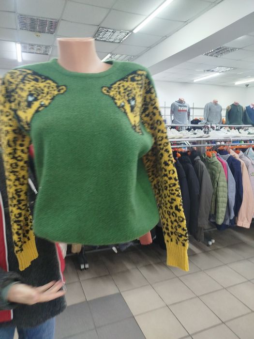 Теплий світер, кофта розмір М