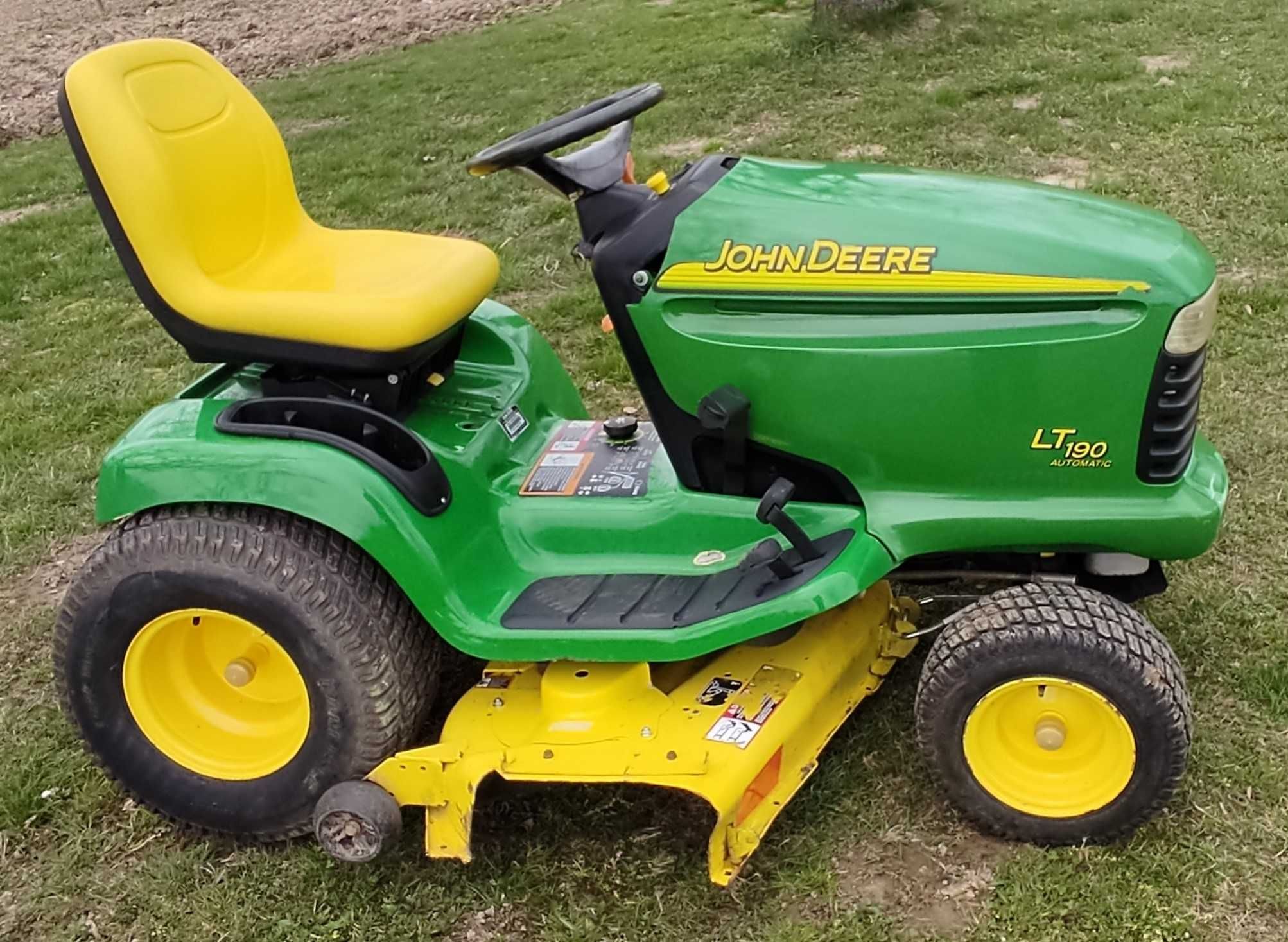 Traktorek kosiarka John Deere LT190 18HP Cub Cadet Husqvarna Craftsman