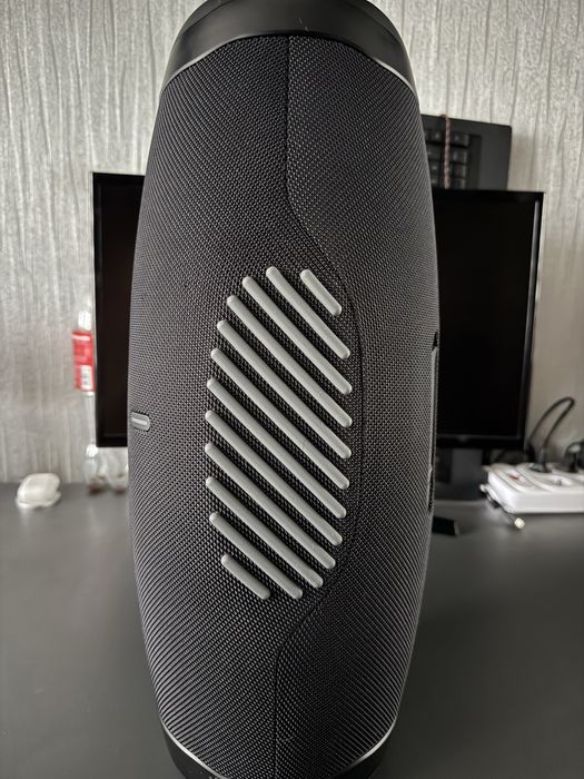 Продам свій JBL Boombox 3
