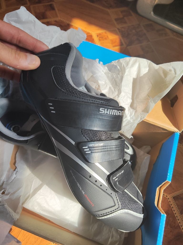 Продам велотуфли Shimano SH-R078l шоссе