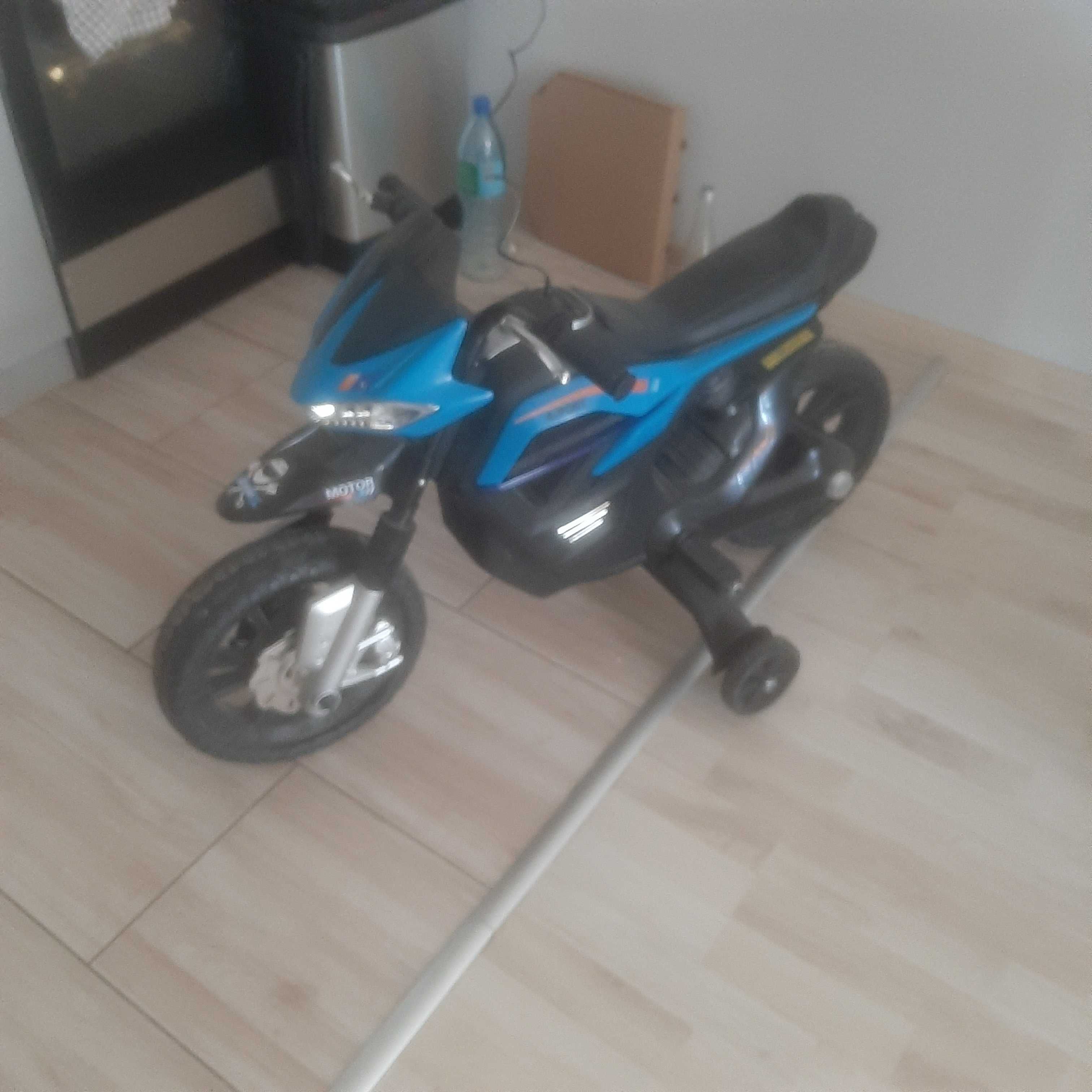 Motocykl elektryczny dla dziecka