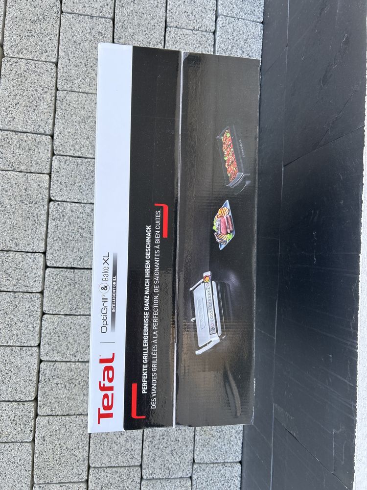 Elektryczny grill marki Tefal OptiGrill&Bake XL 2000W