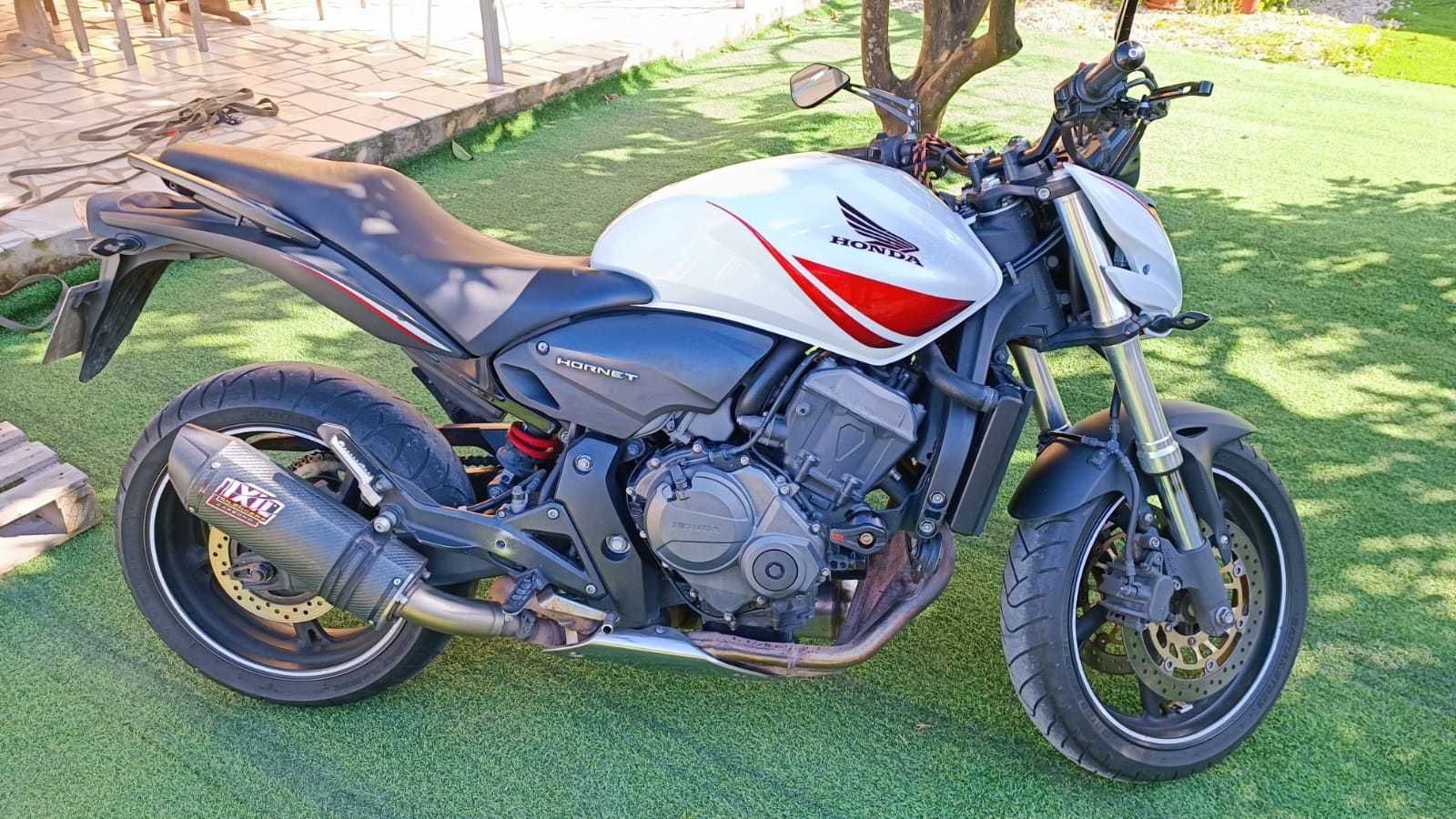 Honda CB600F Hornet 2010