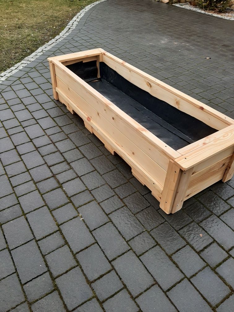 Skrzynia donica na warzywa ,kwietnik