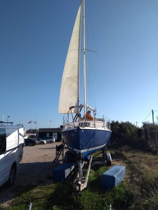 Yacht Żaglowy Mieczowy