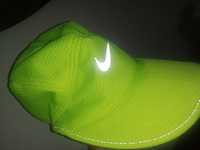 Obniżka Nike czapeczka z daszkiem sportowa rower bieganie limonka neon