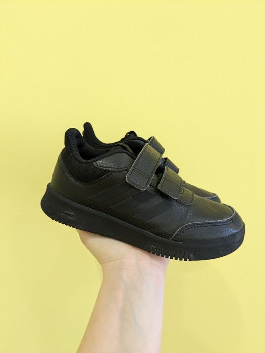 Кеди кросівки дитячі Adidas оригінал 29 р