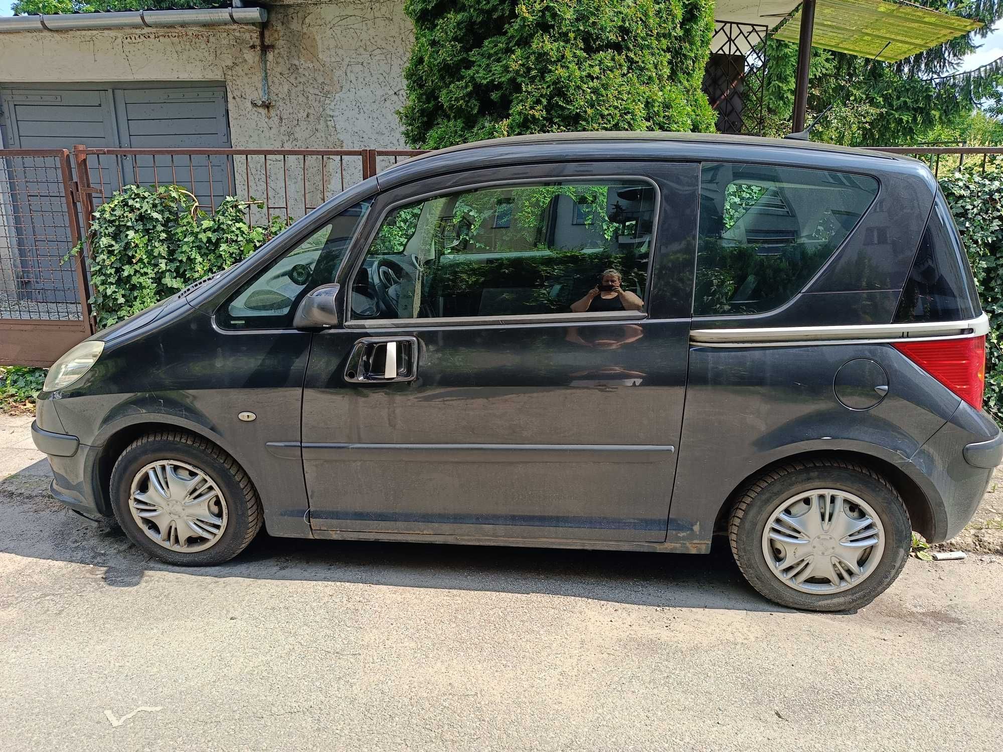Peugeot 1007 rocznik 2005 sprzedam