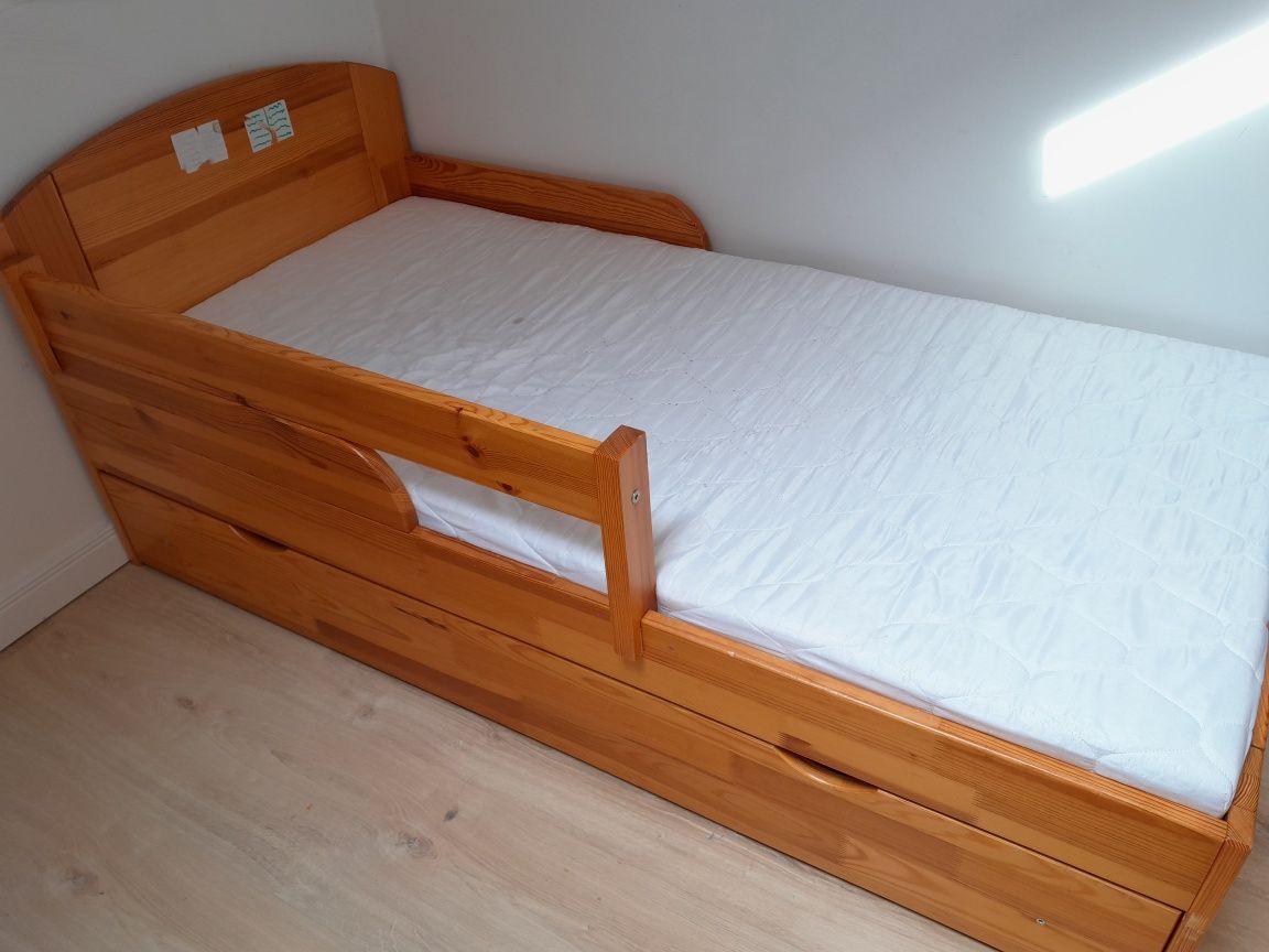 Łóżko dziecięce 164x84 cm
