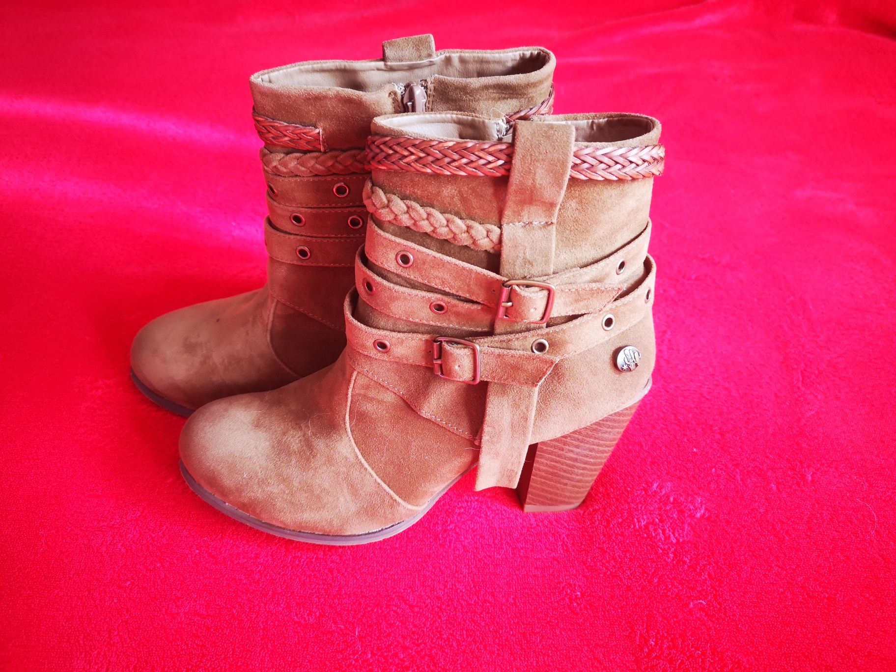 Botas camel camurça NOVAS