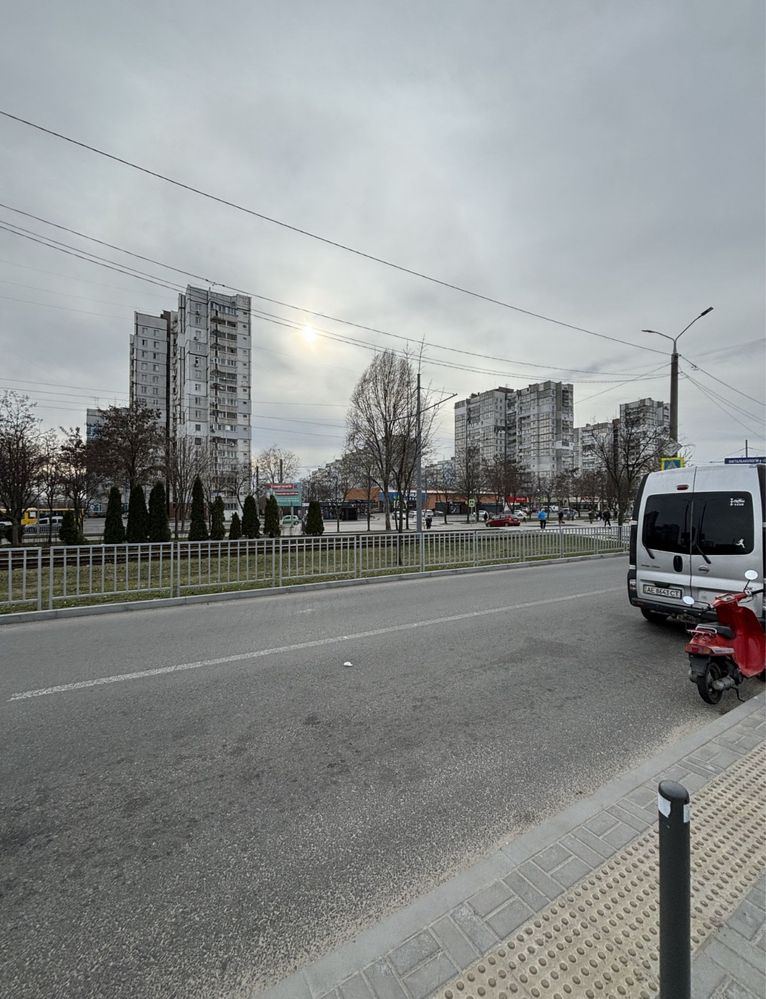 Аренда остановочного комлекса на Левобережно-3