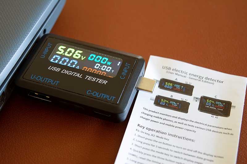 Medidor de Tensão e Corrente Dual USB, Novo