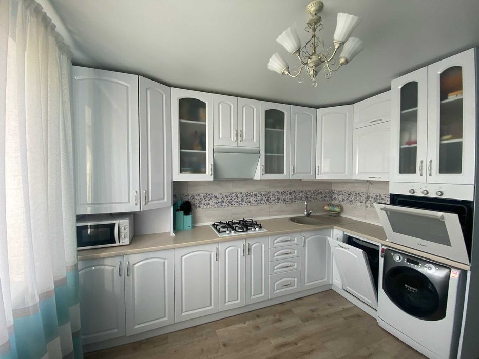 Оренда квартири з панорамним видом на річку в ЖК "Преміум Парк"