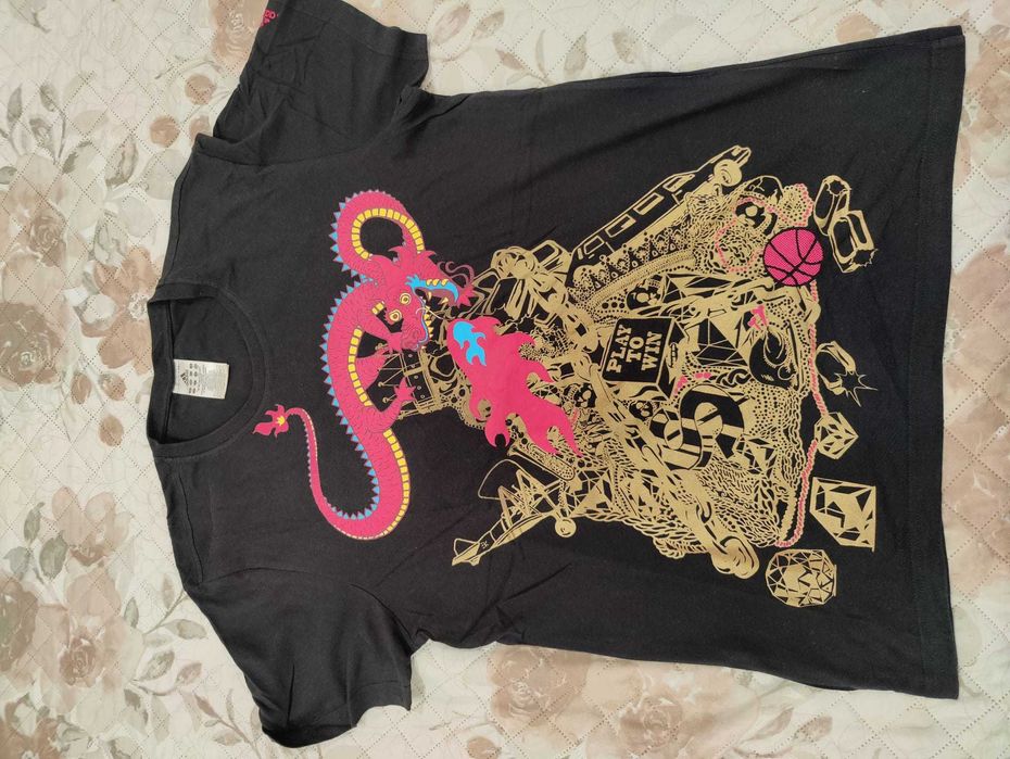 T-shirt Adidas tam. L em excelente estado