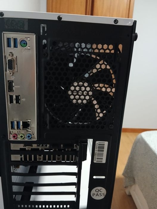 Pc Gamer - Rtx 4060