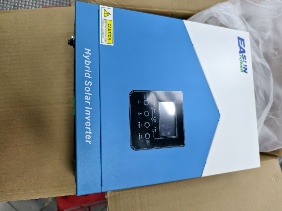 Гібрідний  інвертор Easun 12v 2.2K SMH