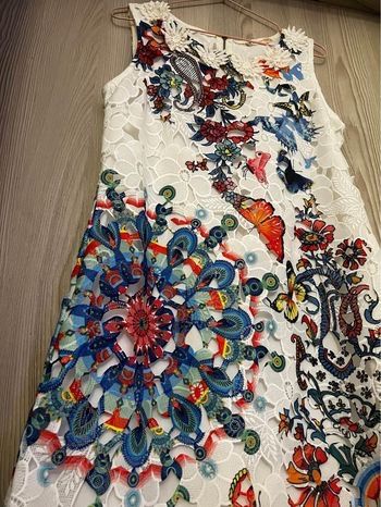 Vestido 101 Idees branco trabalhado