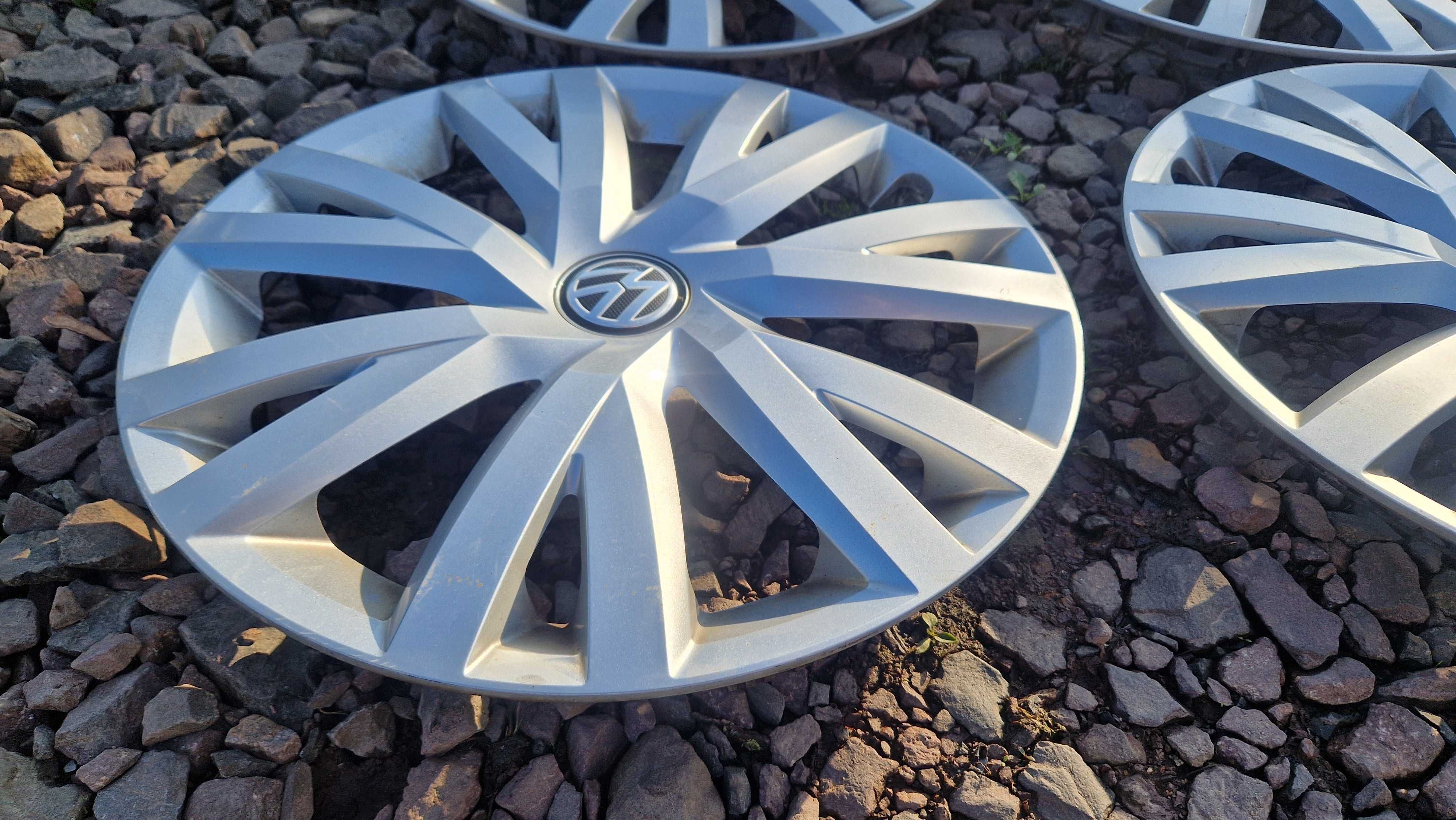 Kołpaki oryginalne Volkswagen 16" 5G0601.147B Kpl.