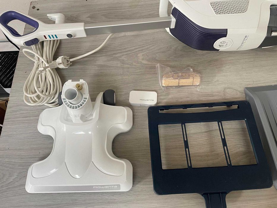 Odkurzacz + mop pionowy Rowenta Clean & Steam Revolution biały