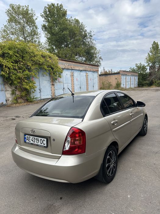 Hyundai Accent 1.6 Автомат газ