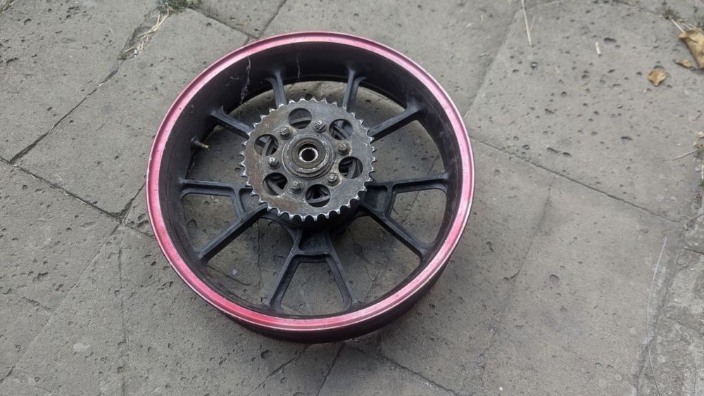 Продам колесо на viper f2