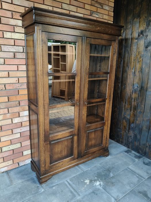 Witryna dębowa / biblioteka