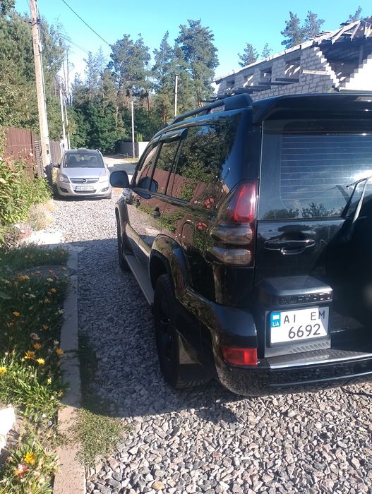 Продам Toyota Land Cruiser Prado