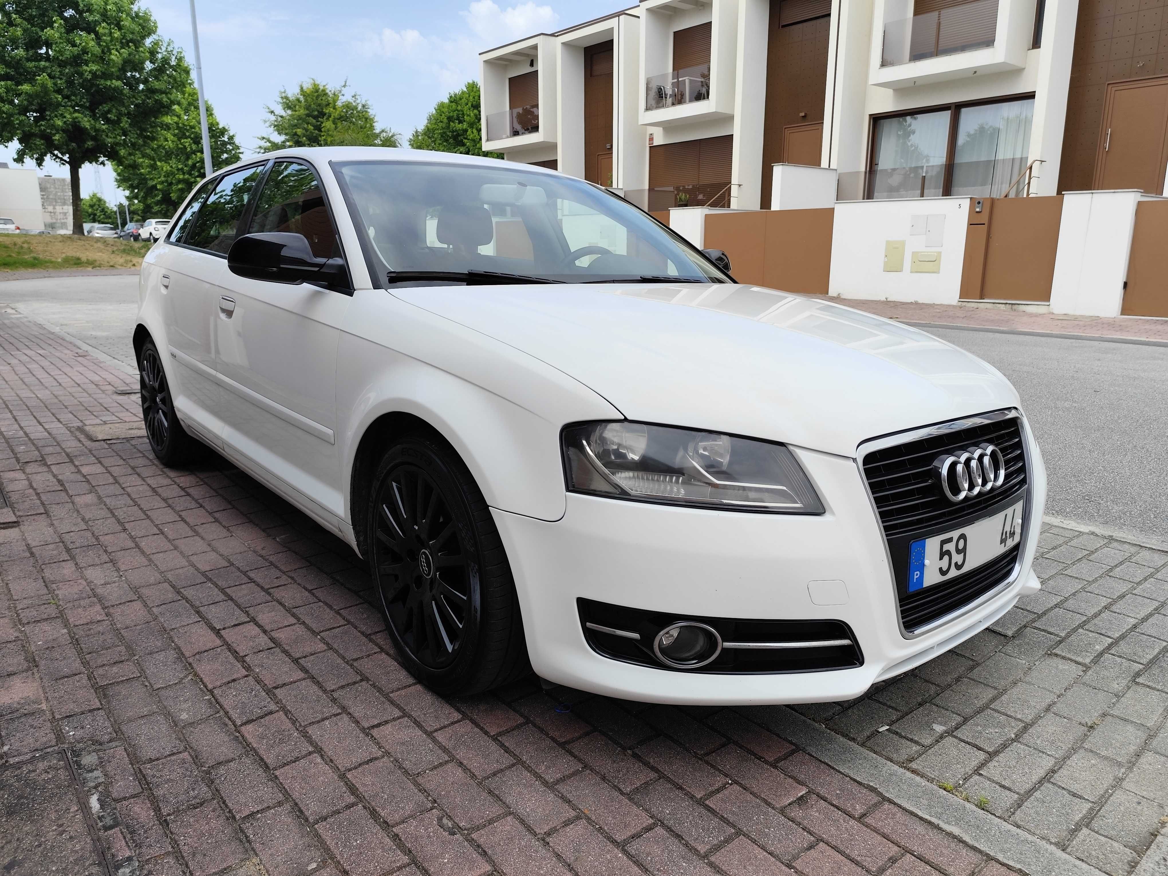 Audi A3 Sportback 1.6 Tdi - 150 Mil Km - Revisão Feita - Aceito Retoma