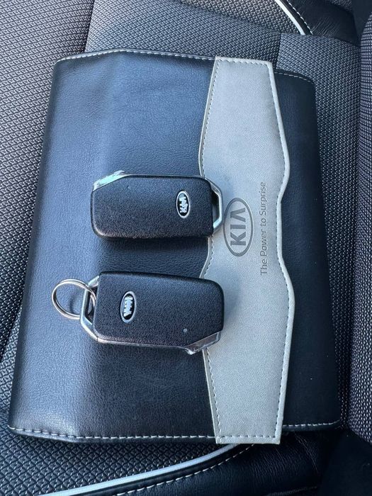 Кіа Ніро 64кВт  з гарантією