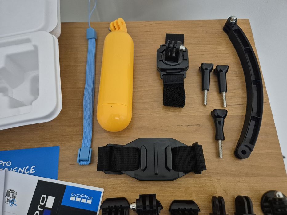GoPro Hero 13 + duży zestaw akcesoriów – stan bdb