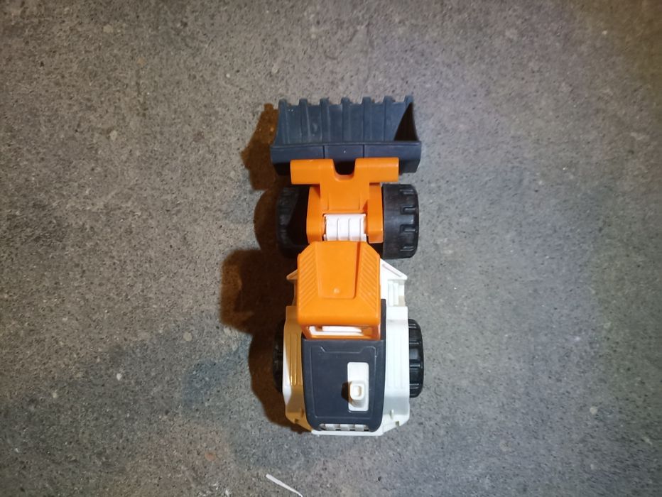 Zabawkowy spychacz ładowarka