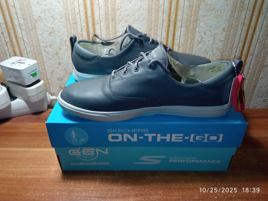 Шкіряні Кросівки Skechers Go Vulc 2 Snazzy On Тhe Go 39-40 НОВІ з США