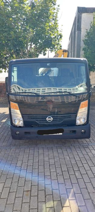 Venda de Nissan Cabstar 2007 – Caixa Aberta com Grua Copma