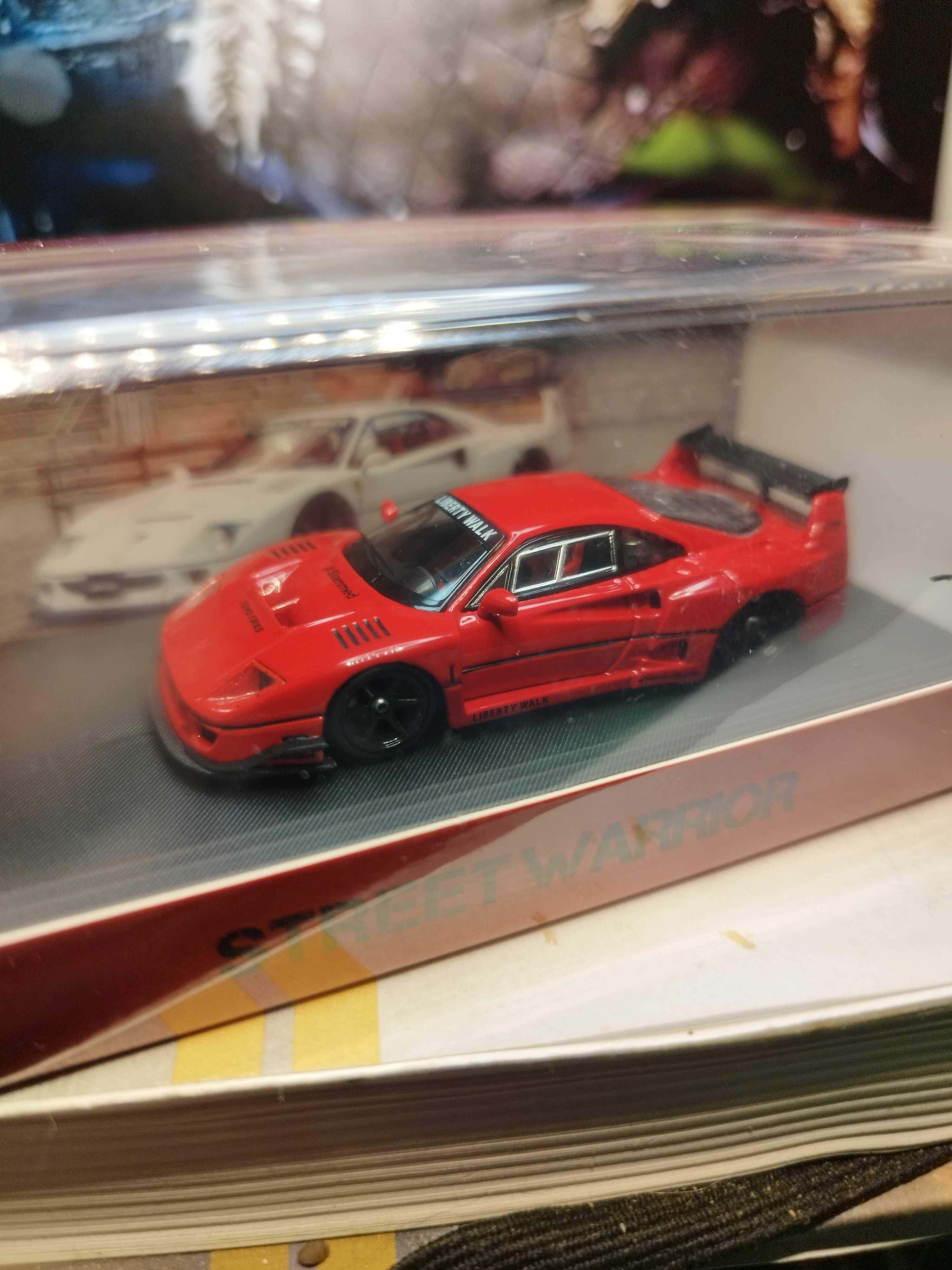 Model Ferrari F40 LWBK 1:64 od firmy Street Warrior