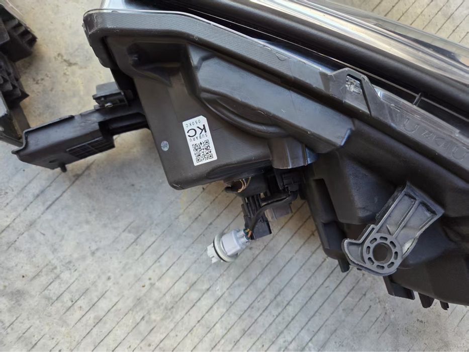 Фара Subaru Forester SK S14 2022+  adaptive LED ЕВРОПА