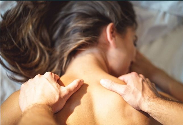 Расслабляюший массаж для женщин