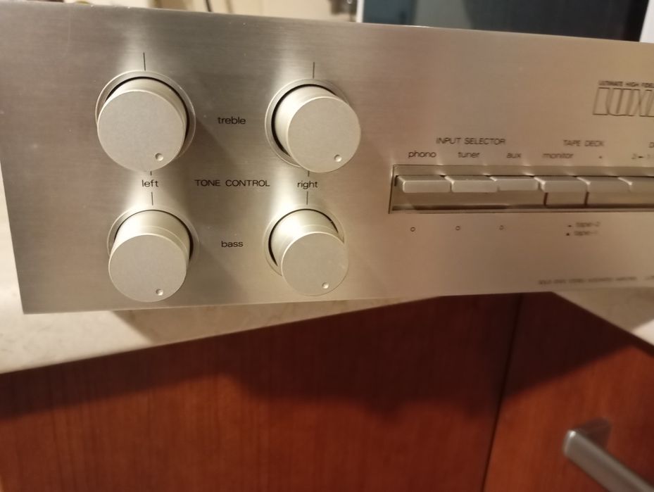 Sprzedam wzmacniacz Luxman w ładnym stanie.
