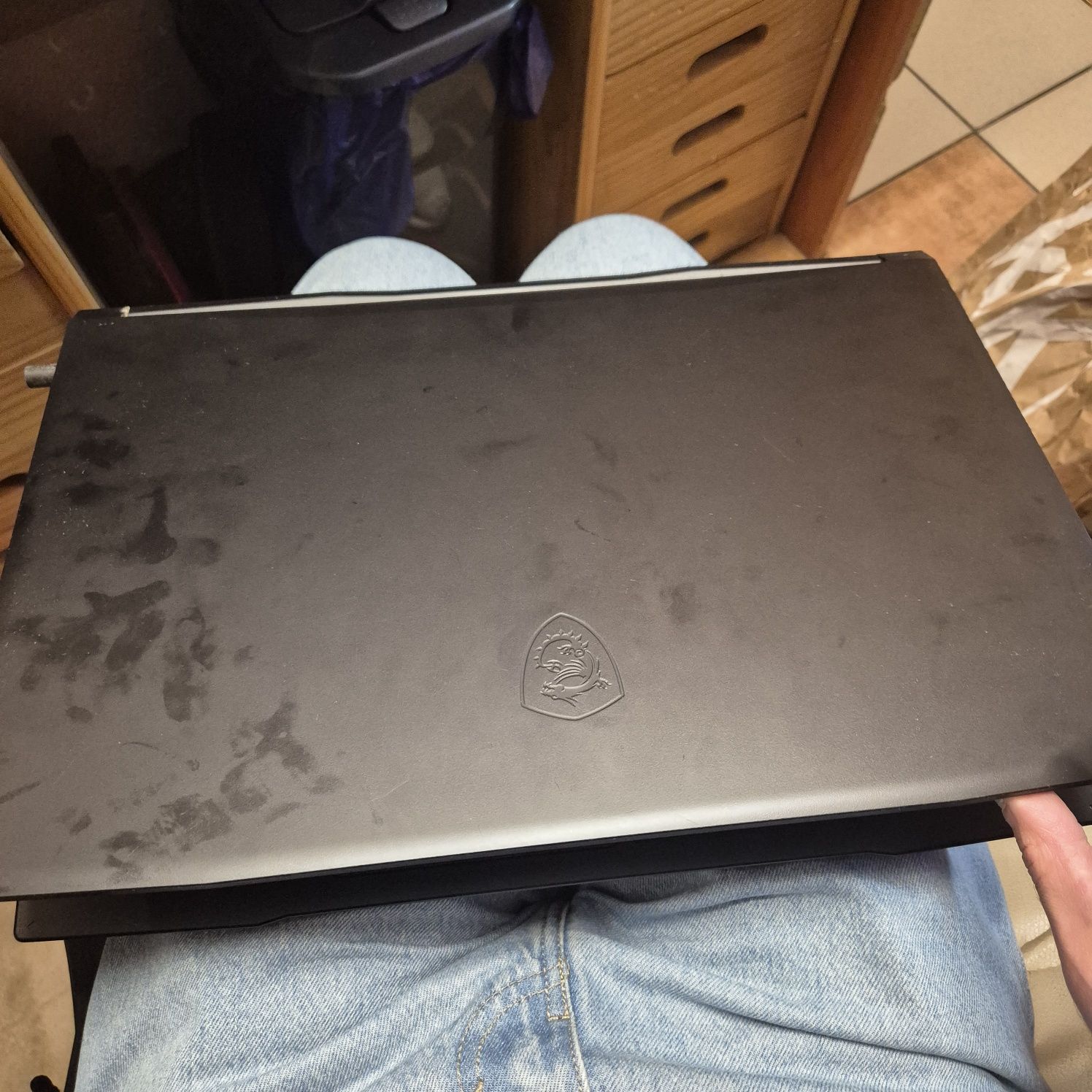 Laptop msi katana gf76