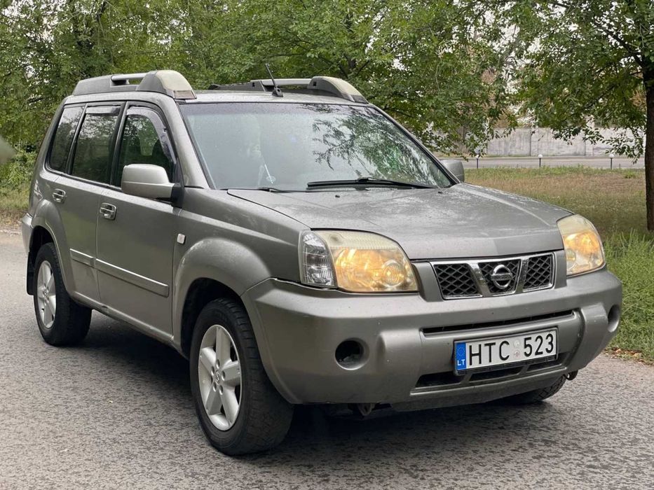 Продам Nissan x-trail 2,2 л дизель полный привод 2007 рік.