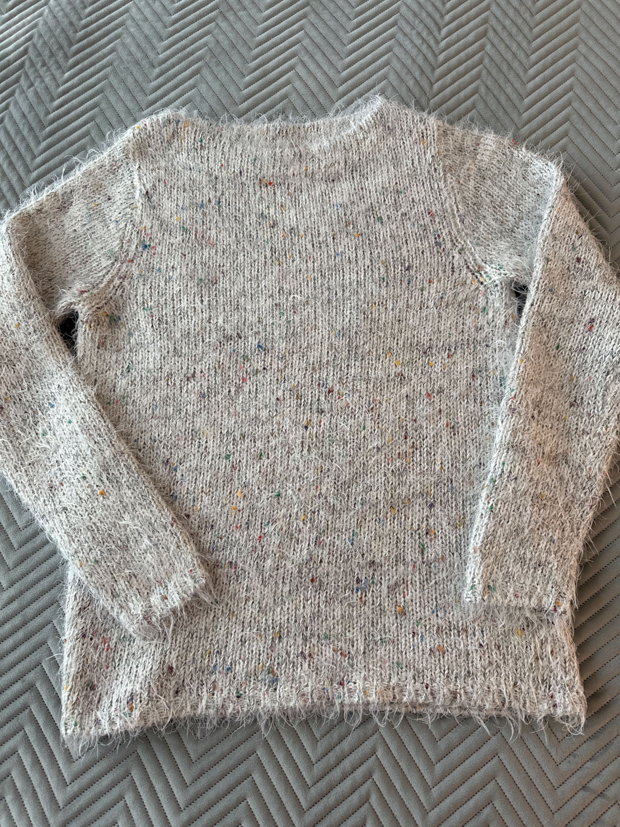 Sweter damski marki Solar, rozmiar 36.