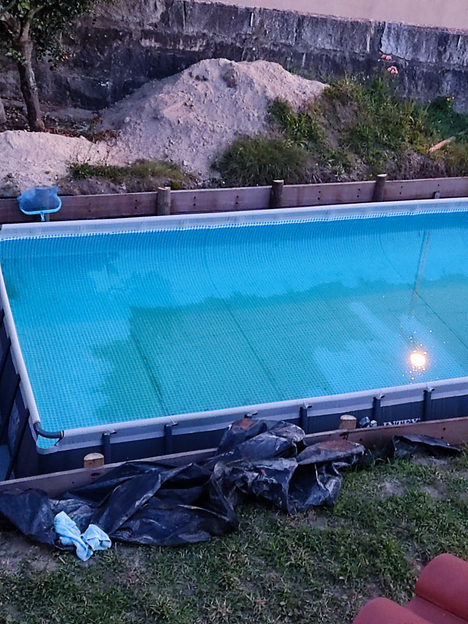 Piscina Intex com bomba a sal