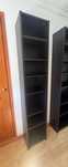 Estante IKEA BILLY – Preto Efeito Carvalho – 40x39x202 cm – Bom Estado