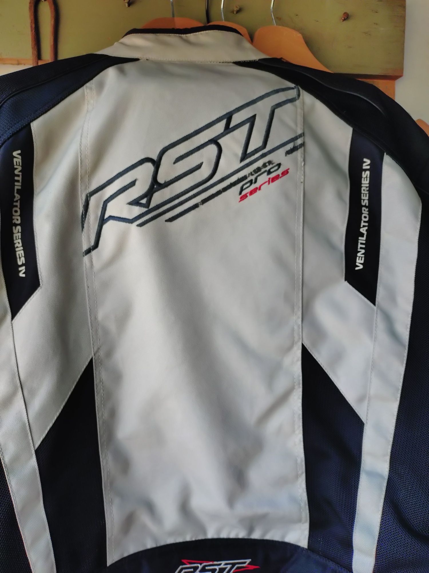 Motocyklowa kurtka RST Pro Series Ventilator IV