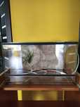 Terrarium w stanie bardzo dobrym że ścianką, oświetleniem  50x30x30