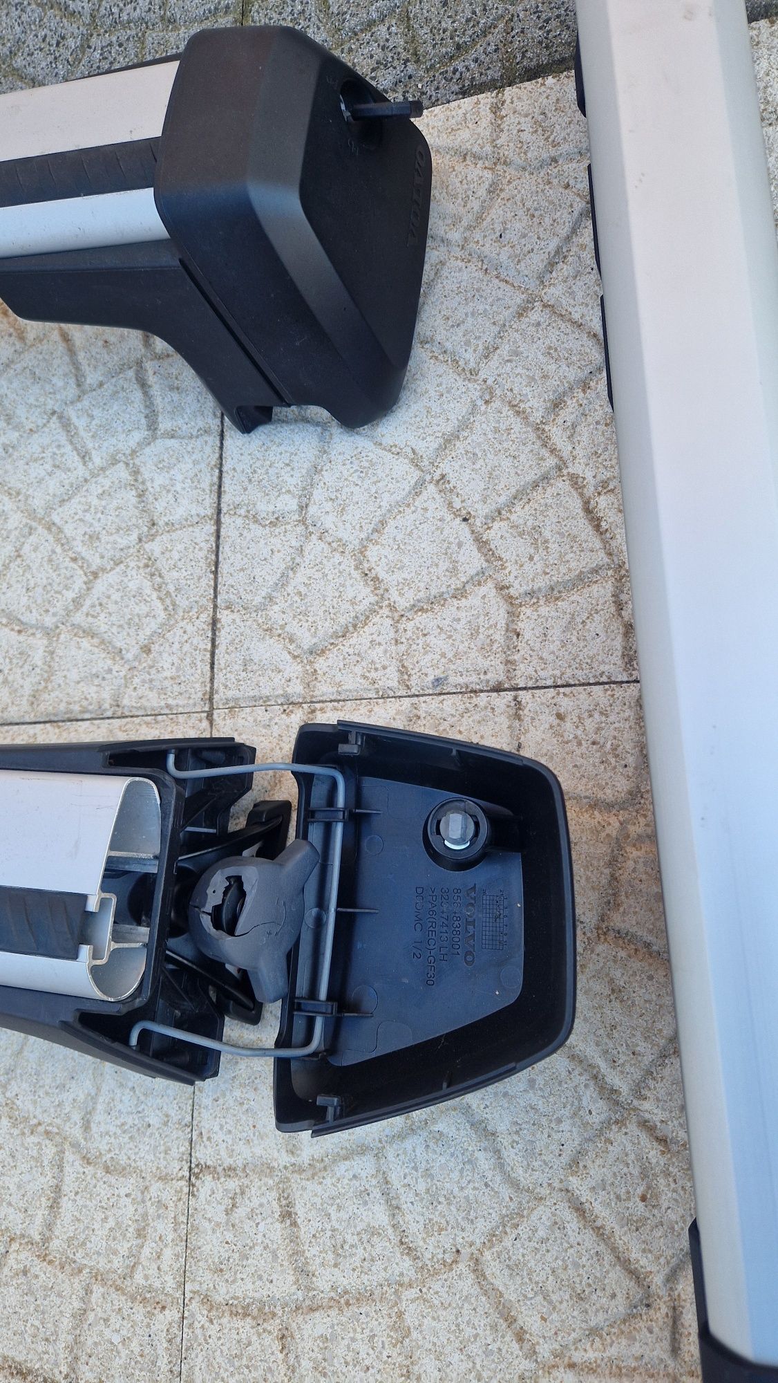 Barra transversal + apoio para prancha de surf para volvo