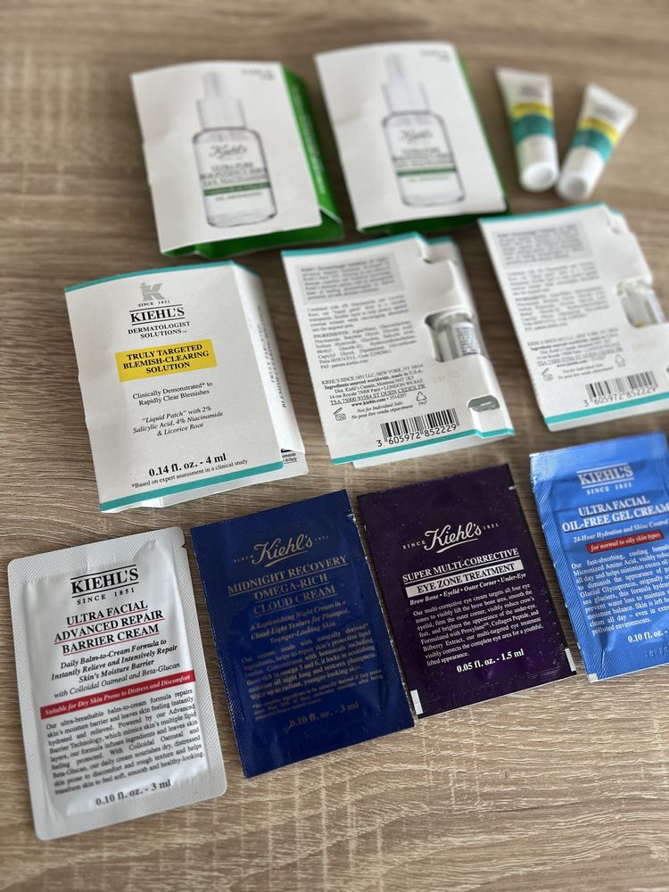 Box kosmetyków Kiehl’s próbki kwas salicylowy niacynamid lotion serum