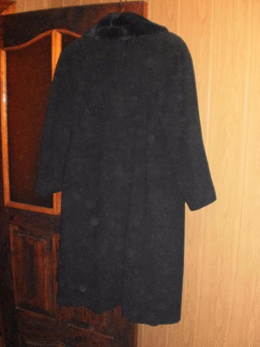 продам женское пальто